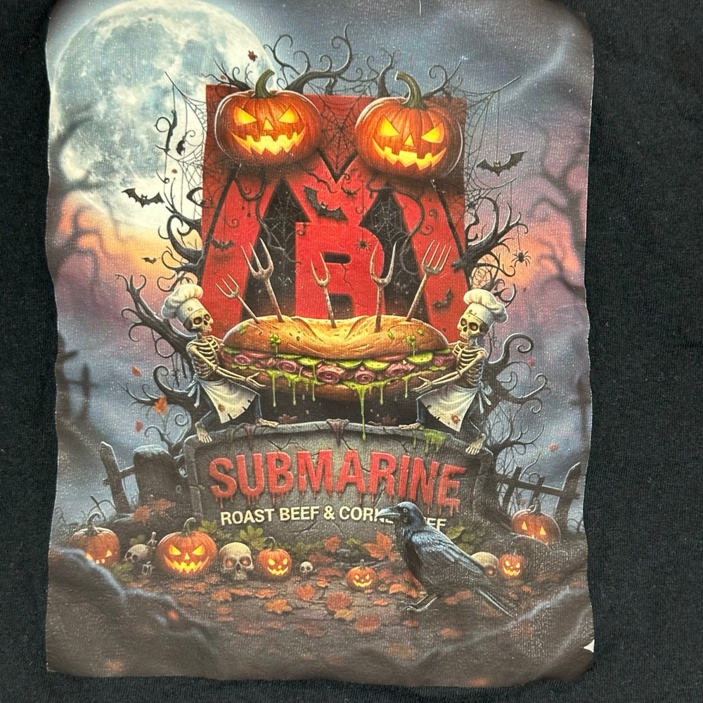 Gildan Medium Submarine Roast Beef Halloween Graphic T-Shirt Black Short‎ Slv